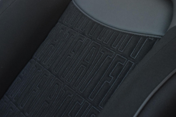 Fiat 500X 1.5 Hybrid|Cam.|Carplay|17"|Clima|13.000km!