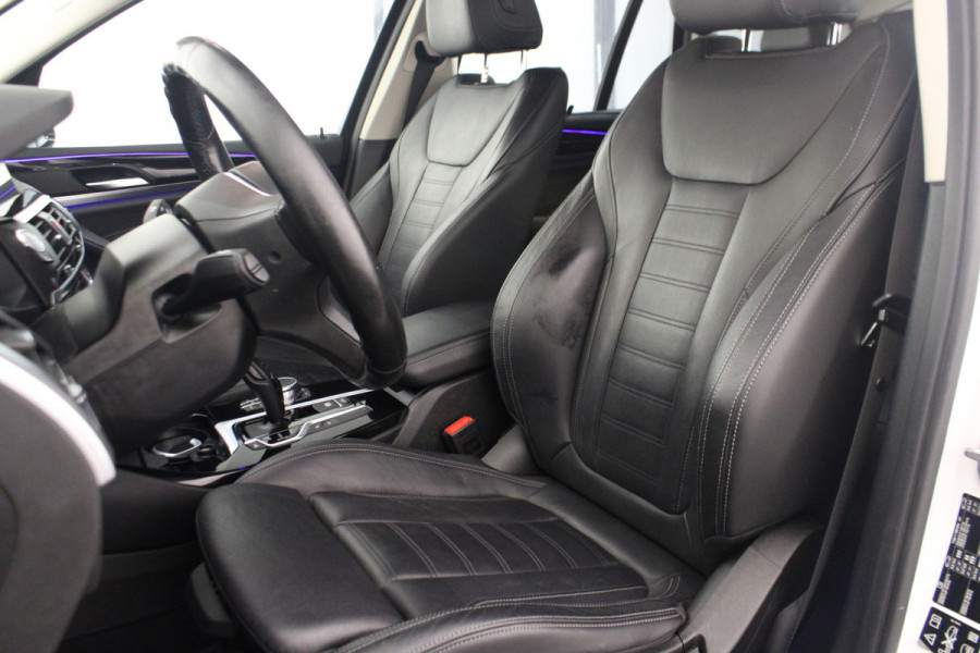BMW X3 xDrive30i High Executive |Stoelverwarming|Trekhaak|