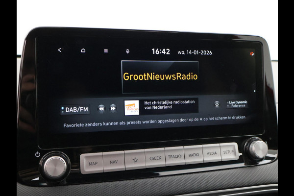 Hyundai Kona EV PREMIUM SKY 64 KWH + SCHUIFDAK | LEDER | STOELVENTILATIE | STUURVERW. | STOELVERW.