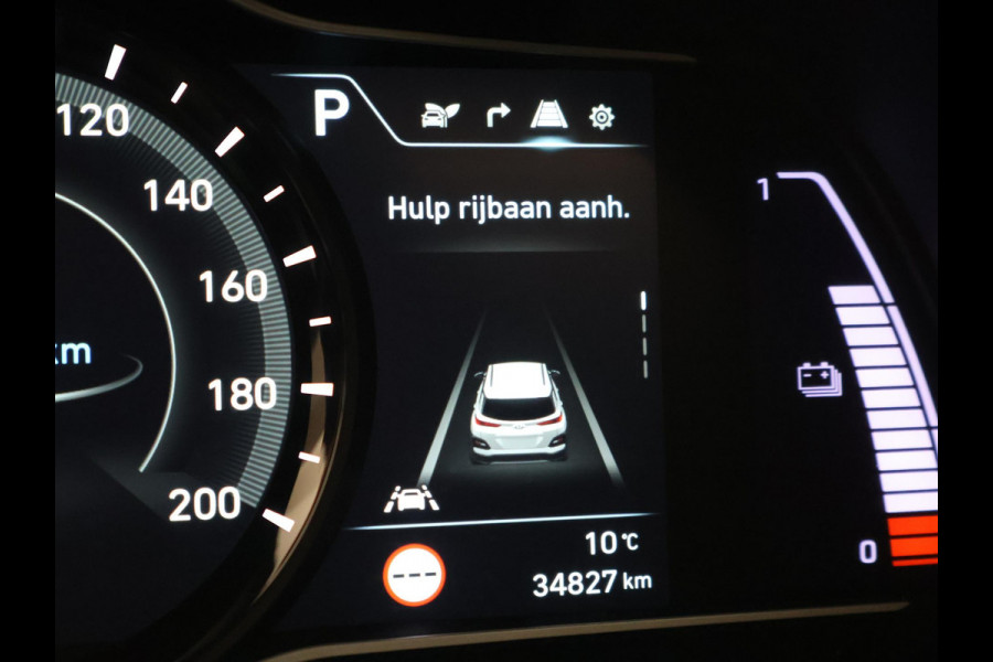 Hyundai Kona EV PREMIUM SKY 64 KWH + SCHUIFDAK | LEDER | STOELVENTILATIE | STUURVERW. | STOELVERW.