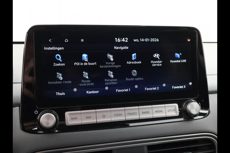 Hyundai Kona EV PREMIUM SKY 64 KWH + SCHUIFDAK | LEDER | STOELVENTILATIE | STUURVERW. | STOELVERW.