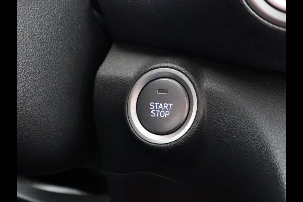 Hyundai Kona EV PREMIUM SKY 64 KWH + SCHUIFDAK | LEDER | STOELVENTILATIE | STUURVERW. | STOELVERW.