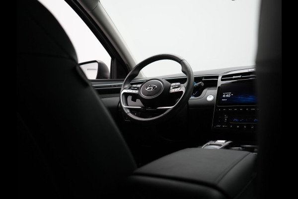 Hyundai Tucson 1.6 T-GDI Premium 4WD Plug In Hybrid 266 pk Dealer O.H PHEV | Adaptive Cruise | 360 Camera | Krell Soundsystem |  Lederen Sportstoelen Memory & Ventilatie | Keyless | Stuur & Stoelen Verwarmd | Pilot assist | Apple Carplay | Blis |  Navigatie |