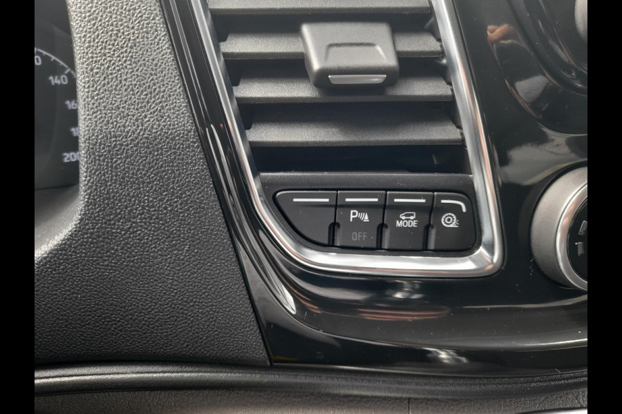 Ford Transit Custom 300 2.0 TDCI L2H1 Trend Dubbele Cabine Automaat 5p | Airco | Navigatie | Bluetooth | Trekhaak