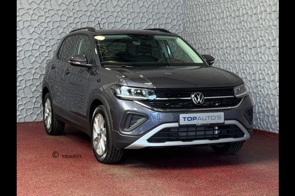 Volkswagen T-Cross 116PK 17''LMV TREKHAAK CAMERA VIR.COCKPIT STOELVERW. ADAP.CRUISE LMV CARPLAY 2025 "Volkswagen rijden begint bij Topautos.nl – 75 topmodellen direct op voorraad!"