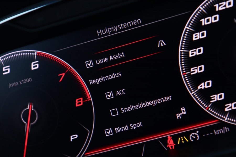 Seat Ateca 1.5 TSI ACT Xcellence / PANO / VIRTUAL / 360 / ACC / KEYLESS / CARPLAY