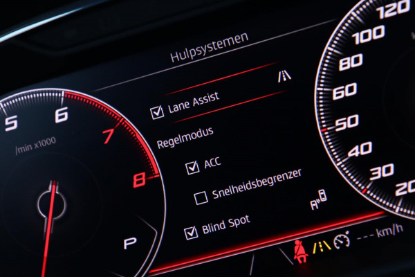 Seat Ateca 1.5 TSI ACT Xcellence / PANO / VIRTUAL / 360 / ACC / KEYLESS / CARPLAY