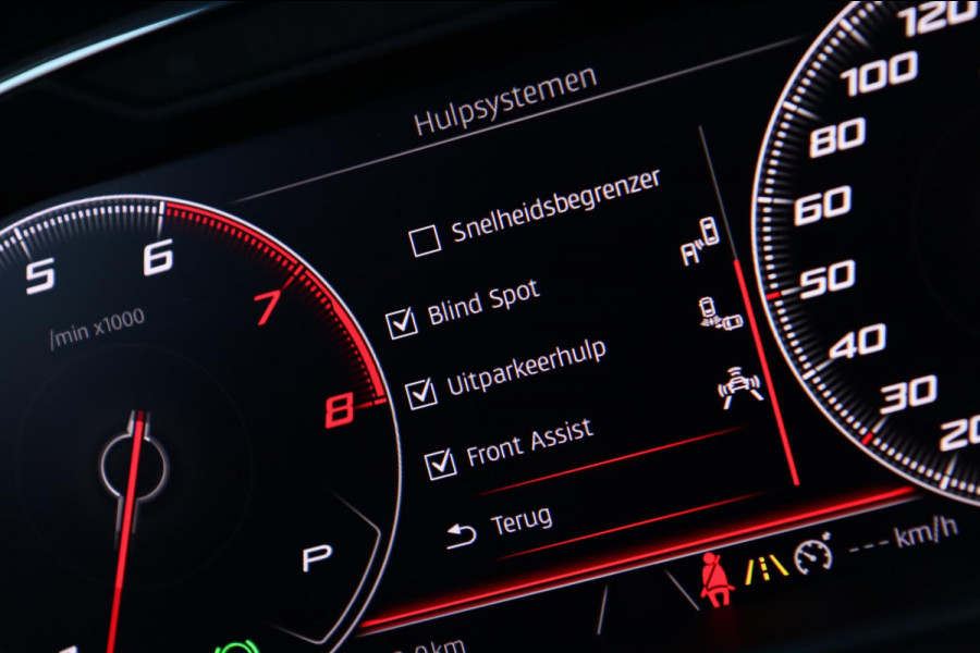 Seat Ateca 1.5 TSI ACT Xcellence / PANO / VIRTUAL / 360 / ACC / KEYLESS / CARPLAY