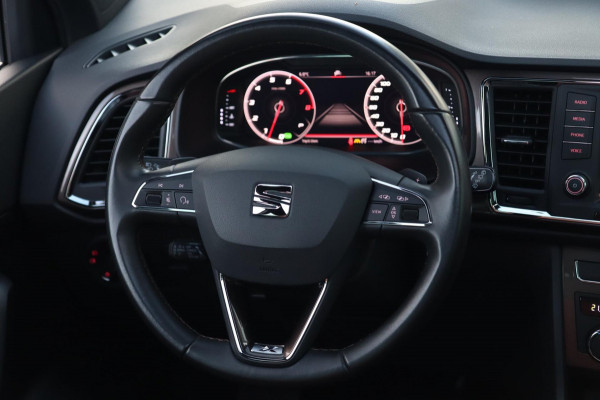 Seat Ateca 1.5 TSI ACT Xcellence / PANO / VIRTUAL / 360 / ACC / KEYLESS / CARPLAY