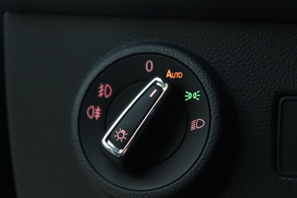 Seat Ateca 1.5 TSI ACT Xcellence / PANO / VIRTUAL / 360 / ACC / KEYLESS / CARPLAY