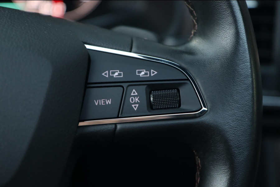 Seat Ateca 1.5 TSI ACT Xcellence / PANO / VIRTUAL / 360 / ACC / KEYLESS / CARPLAY