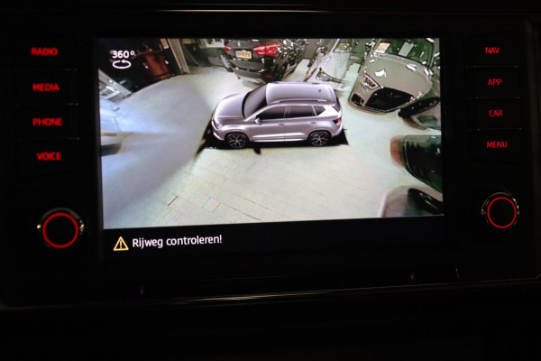 Seat Ateca 1.5 TSI ACT Xcellence / PANO / VIRTUAL / 360 / ACC / KEYLESS / CARPLAY