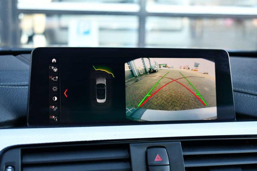 BMW 4 Serie Cabrio 440i M-Sport H/K Carplay HUD El-zetels 19inch NL-auto