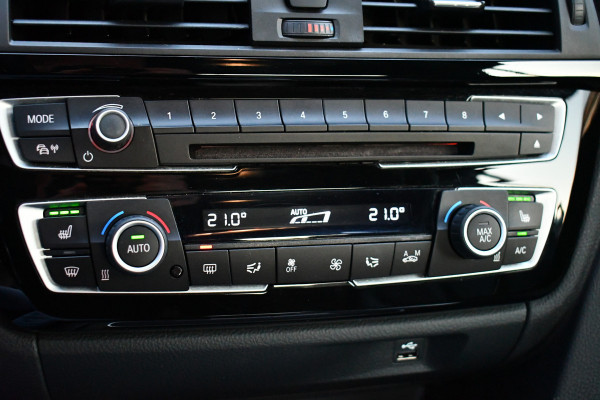 BMW 4 Serie Cabrio 440i M-Sport H/K Carplay HUD El-zetels 19inch NL-auto