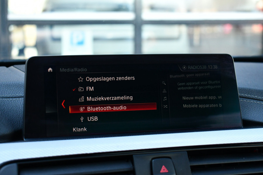 BMW 4 Serie Cabrio 440i M-Sport H/K Carplay HUD El-zetels 19inch NL-auto