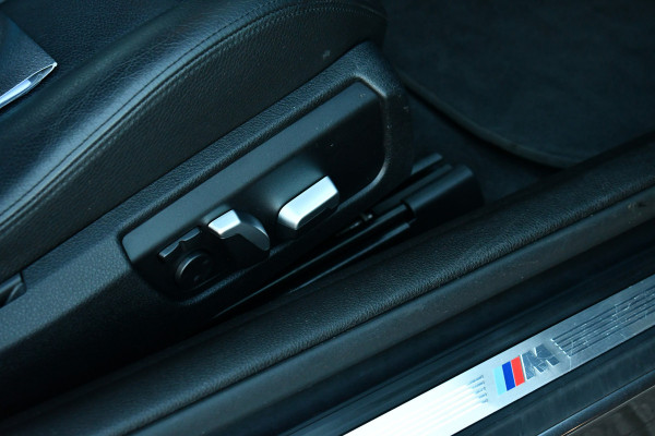 BMW 4 Serie Cabrio 440i M-Sport H/K Carplay HUD El-zetels 19inch NL-auto