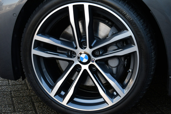 BMW 4 Serie Cabrio 440i M-Sport H/K Carplay HUD El-zetels 19inch NL-auto