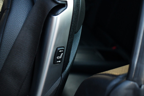 BMW 4 Serie Cabrio 440i M-Sport H/K Carplay HUD El-zetels 19inch NL-auto