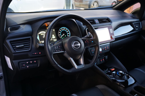 Nissan Leaf Tekna 39 kWh + PRO PILOT / BOSE AUDIO / 360 CAMERA