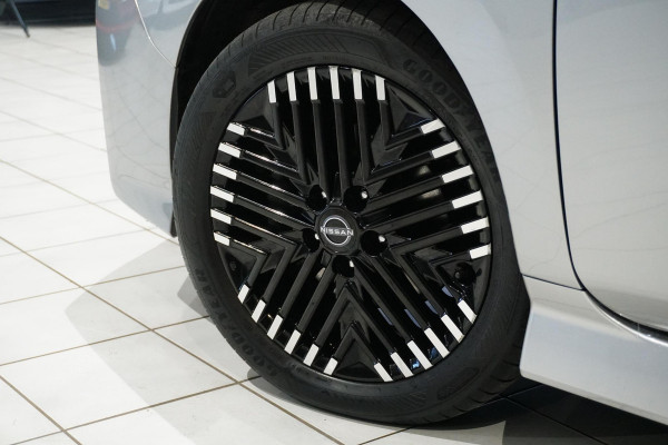 Nissan Leaf Tekna 39 kWh + PRO PILOT / BOSE AUDIO / 360 CAMERA