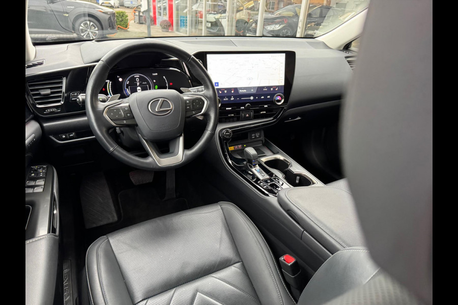 Lexus NX 450h+ AWD Executive Line | Head up display, Geheugenfunctie, Stoelventilatie, 360 Camera, Groot scherm, Dodehoekherkenning