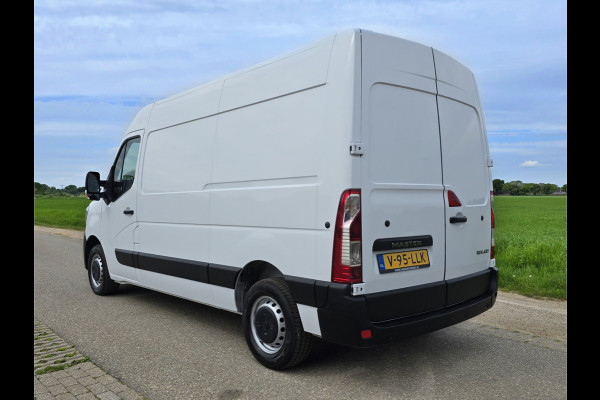 Renault Master T33 2.3 dCi 135 L2 H2 - 135 Pk - Euro 6 - Airco - Cruise Control
