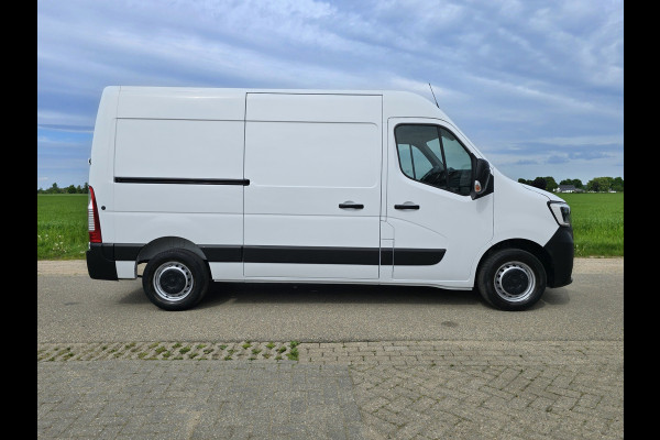Renault Master T33 2.3 dCi 135 L2 H2 - 135 Pk - Euro 6 - Airco - Cruise Control