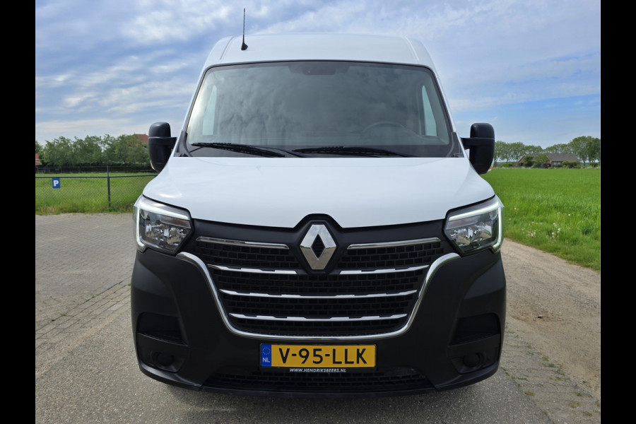 Renault Master T33 2.3 dCi 135 L2 H2 - 135 Pk - Euro 6 - Airco - Cruise Control