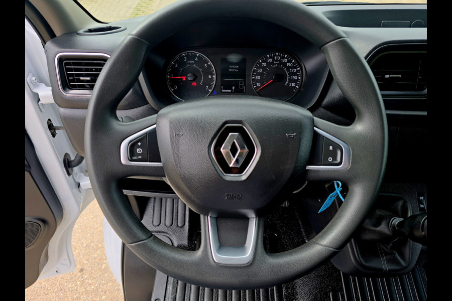 Renault Master T33 2.3 dCi 135 L2 H2 - 135 Pk - Euro 6 - Airco - Cruise Control
