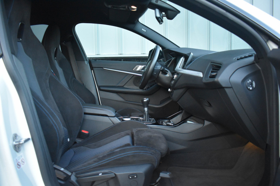BMW 2 Serie Gran Coupé 218i M-Sport | Schaalstoel | Carplay | Virtual | NL Auto | Stoelverwarming