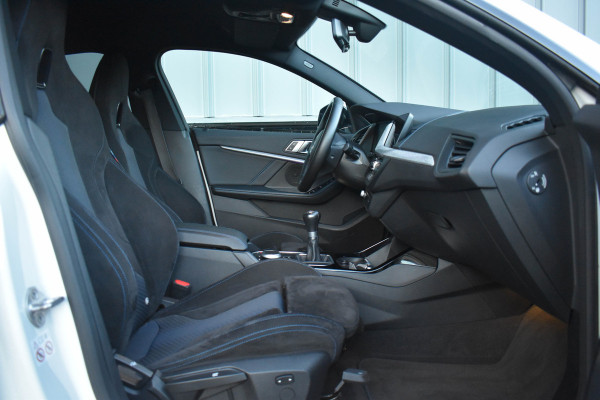 BMW 2 Serie Gran Coupé 218i M-Sport | Schaalstoel | Carplay | Virtual | NL Auto | Stoelverwarming