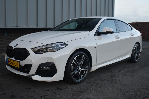 BMW 2 Serie Gran Coupé 218i M-Sport | Schaalstoel | Carplay | Virtual | NL Auto | Stoelverwarming
