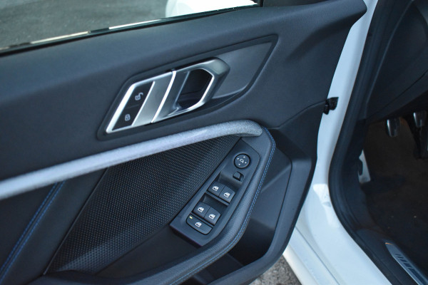 BMW 2 Serie Gran Coupé 218i M-Sport | Schaalstoel | Carplay | Virtual | NL Auto | Stoelverwarming