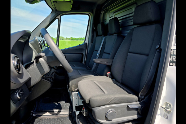 Mercedes-Benz Sprinter 315 1.9 CDI L3 H2 RWD - 150 Pk - Euro 6 - Navi - ParkeerCamera - MBUX -