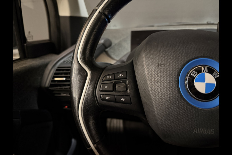 BMW i3 S 94Ah 33 kWh | Panoramadak | Leder | Camera | Stoelverwarming | Adaptive cruise