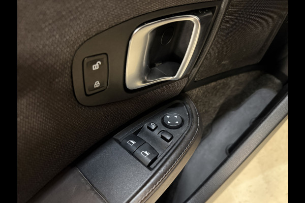 BMW i3 S 94Ah 33 kWh | Panoramadak | Leder | Camera | Stoelverwarming | Adaptive cruise