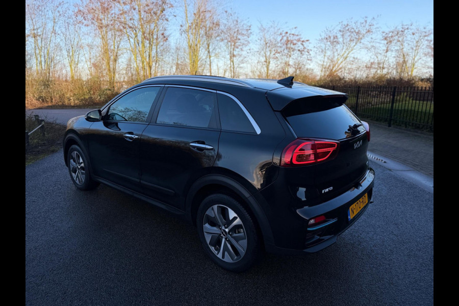 Kia e-Niro DynamicPlusLine 64 kWh SOH 100% NAVI CAMERA LEER SCHUIFDAK LED-XENON