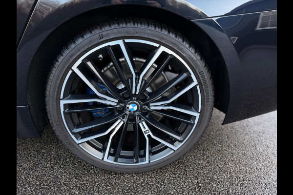 BMW 5 Serie 530i High Executive Edition M Sport Camera/ Panoramadak / Adaptieve / Head-Up / Memory