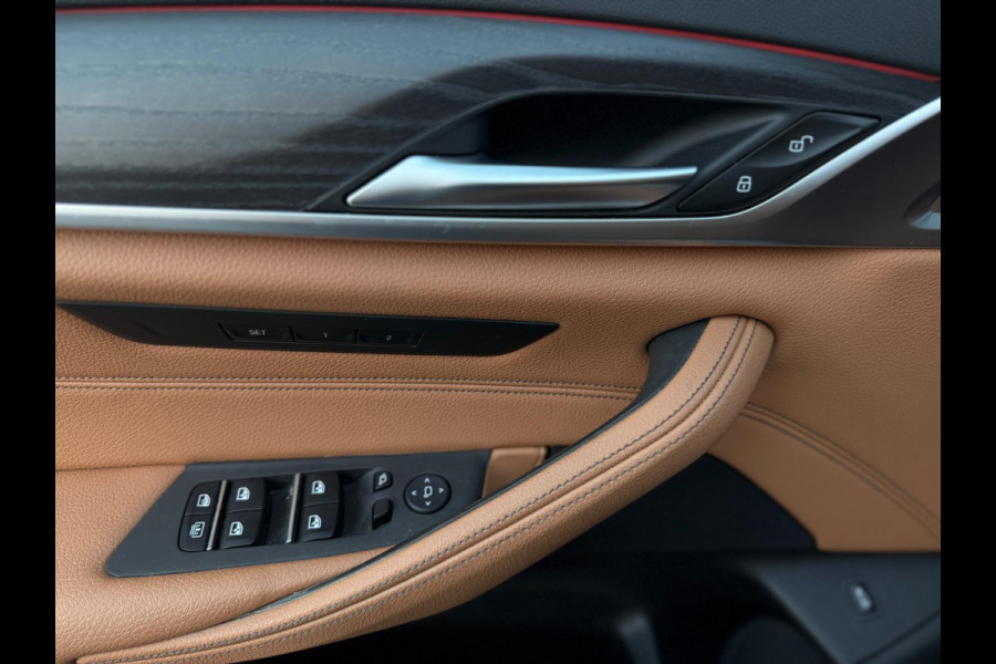 BMW 5 Serie 530i High Executive Edition M Sport Camera/ Panoramadak / Adaptieve / Head-Up / Memory