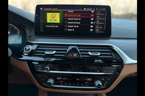 BMW 5 Serie 530i High Executive Edition M Sport Camera/ Panoramadak / Adaptieve / Head-Up / Memory