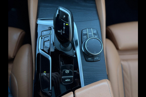 BMW 5 Serie 530i High Executive Edition M Sport Camera/ Panoramadak / Adaptieve / Head-Up / Memory