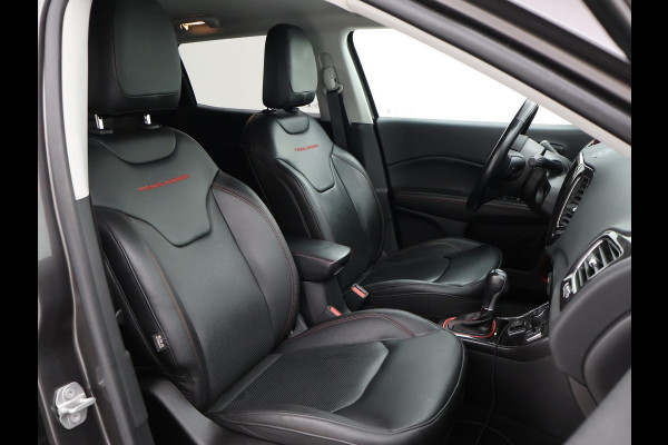 Jeep Compass 4xe 240 PK PLUG-IN HYBRID 4X4 TRAILHAWK + TREKHAAK | VOL LEDER | ALPINE | CARPLAY | DAB | STOEL/STUURWIELVERW.
