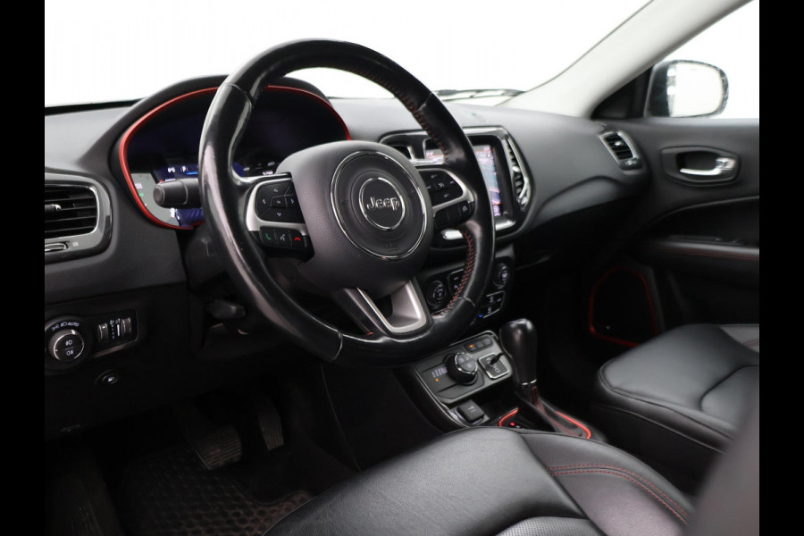 Jeep Compass 4xe 240 PK PLUG-IN HYBRID 4X4 TRAILHAWK + TREKHAAK | VOL LEDER | ALPINE | CARPLAY | DAB | STOEL/STUURWIELVERW.