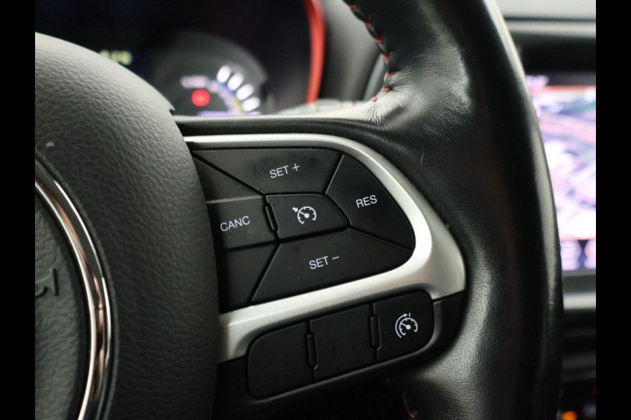 Jeep Compass 4xe 240 PK PLUG-IN HYBRID 4X4 TRAILHAWK + TREKHAAK | VOL LEDER | ALPINE | CARPLAY | DAB | STOEL/STUURWIELVERW.