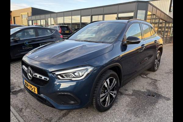 Mercedes-Benz GLA 250 e Business Solution Luxery Limited