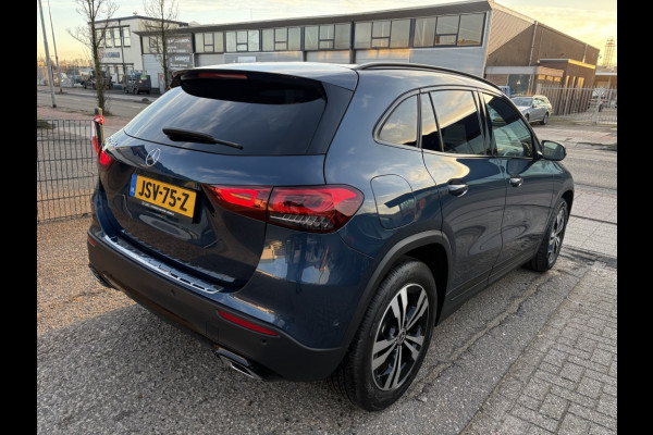 Mercedes-Benz GLA 250 e Business Solution Luxery Limited