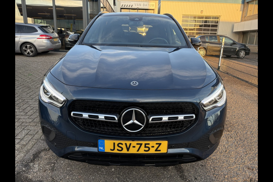 Mercedes-Benz GLA 250 e Business Solution Luxery Limited