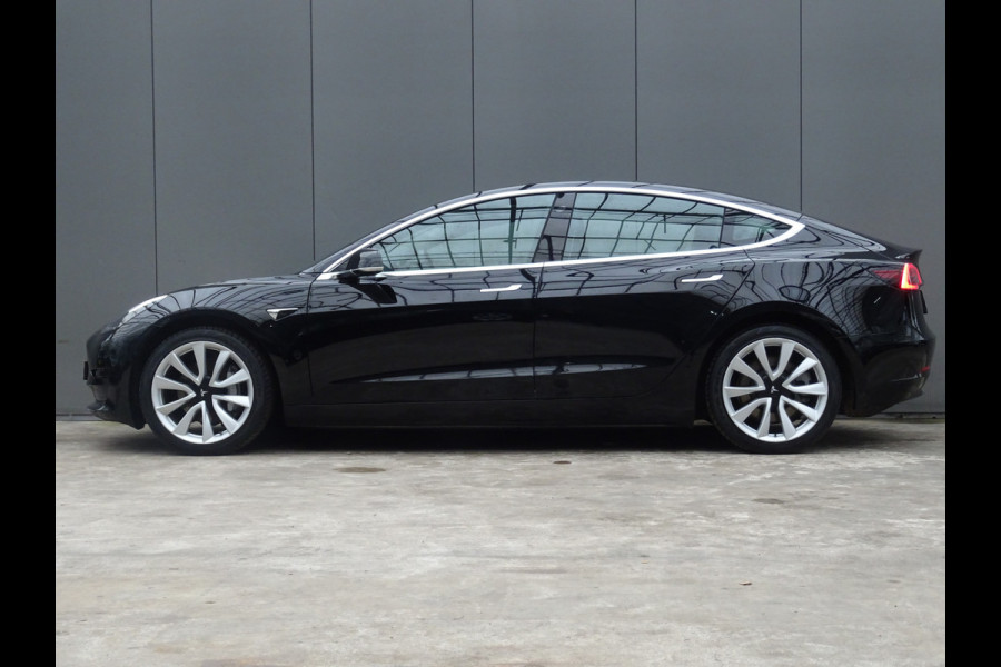 Tesla Model 3 Standard RWD Plus 60 kWh * LEER * PANORAMADAK !!