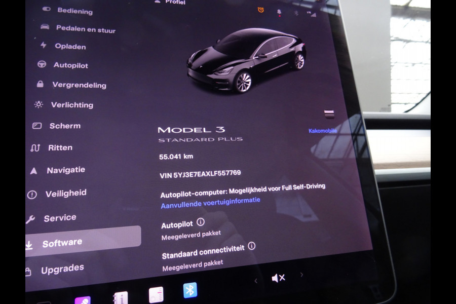 Tesla Model 3 Standard RWD Plus 60 kWh * LEER * PANORAMADAK !!