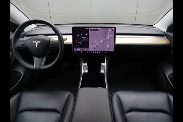 Tesla Model 3 Standard RWD Plus 60 kWh * LEER * PANORAMADAK !!